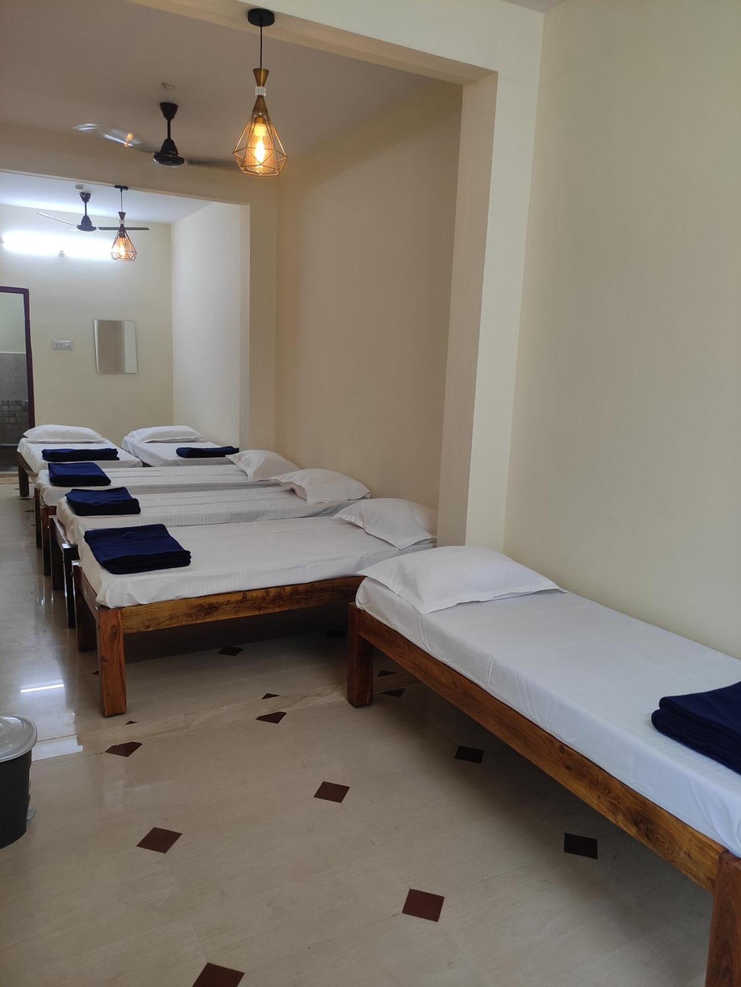 Nest Inn Service Rooms Chikmagalūr Exterior foto